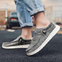 Mocassim Ezra