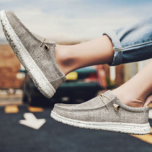 Mocassim Ezra